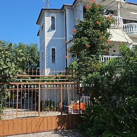 Titi's Hébergement de vacances *